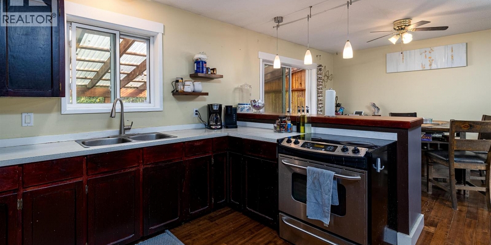 4714 MCCONNELL AVENUE Terrace Photo 4 4714 MCCONNELL AVENUE Terrace Photo 4